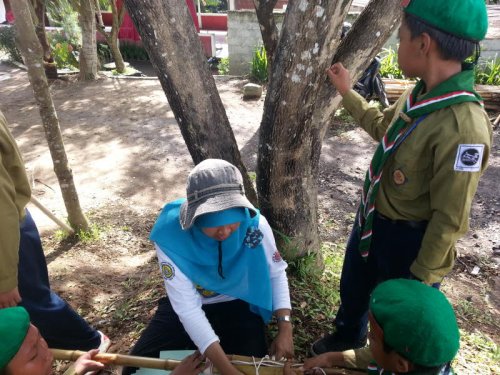 Kemah Karang Asri Kelas 5_053